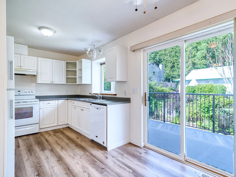 5833 Heron Place, Sechelt, BC, V7Z 0R3 - 19