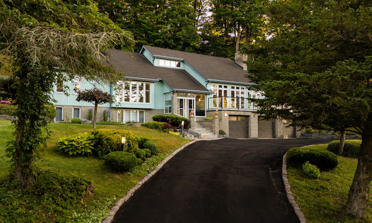 12 Matson Drive