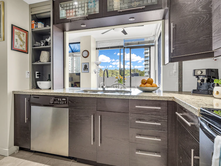 PH7-460 Westview Street, Coquitlam, BC, V3K 6C9 - 16