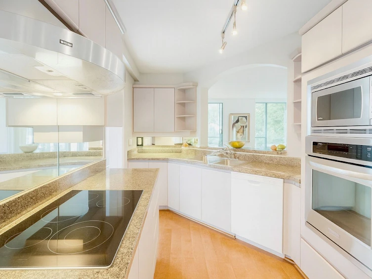 4D-338 Taylor Way, West Vancouver, BC, V7T 2Y1 - 10