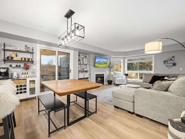 310-3115 De Montreuil Court, Kelowna, BC, V1W 3W1
