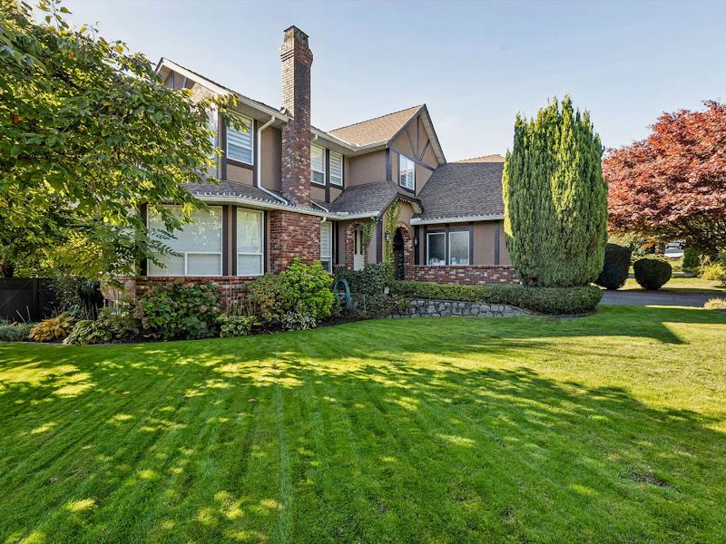 2890 Tempe Knoll Drive, North Vancouver BC V7N 4K3