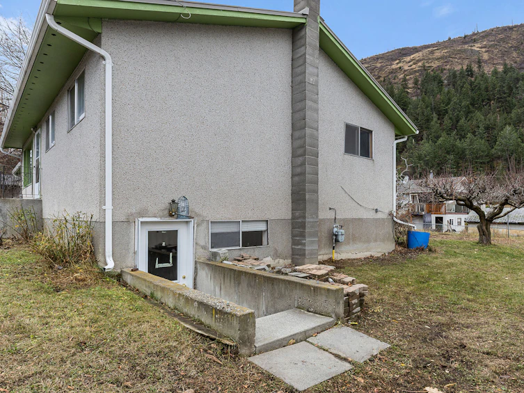 1451 Ross Road, West Kelowna, BC, V1W 1L5 - 18