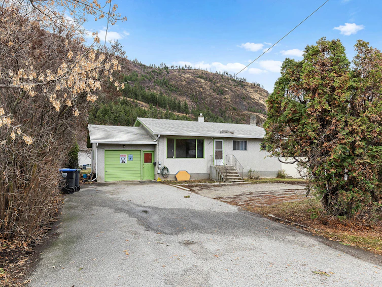 1451 Ross Road, West Kelowna, BC, V1W 1L5 - 2