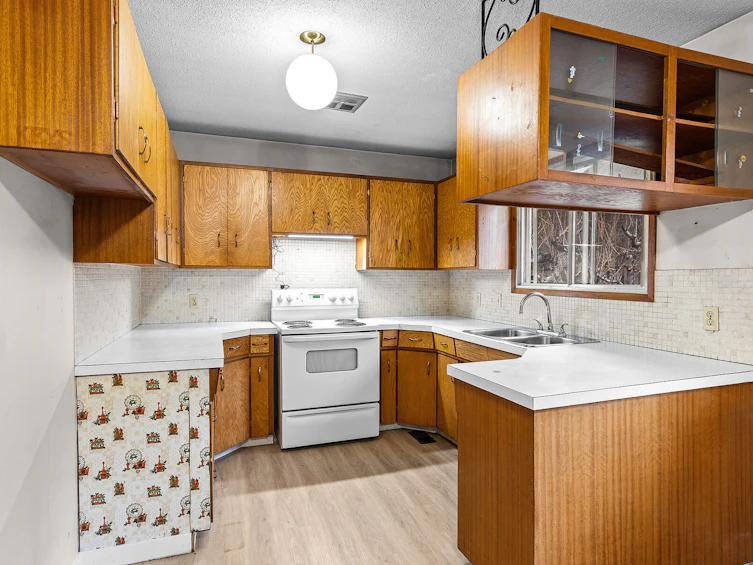 1451 Ross Road, West Kelowna, BC, V1W 1L5 - 4
