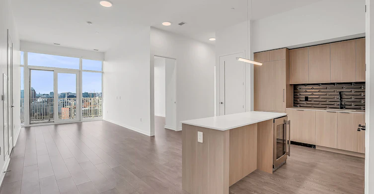PH17-88 Bathurst Street, Toronto, ON, M5V 0W8 - 2