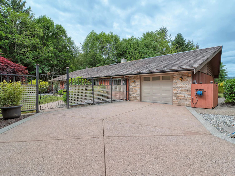 6241 Sechelt Inlet Road, Sechelt, BC, V7Z 0L3 - 4
