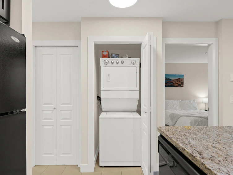 210-1093 Sunset Drive, Kelowna, BC, V1Y 9Z4 - 29