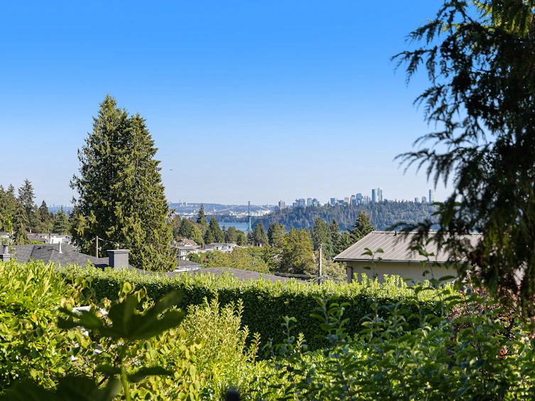 2234 Ottawa Avenue, West Vancouver, BC, V7V 2S6 - 7