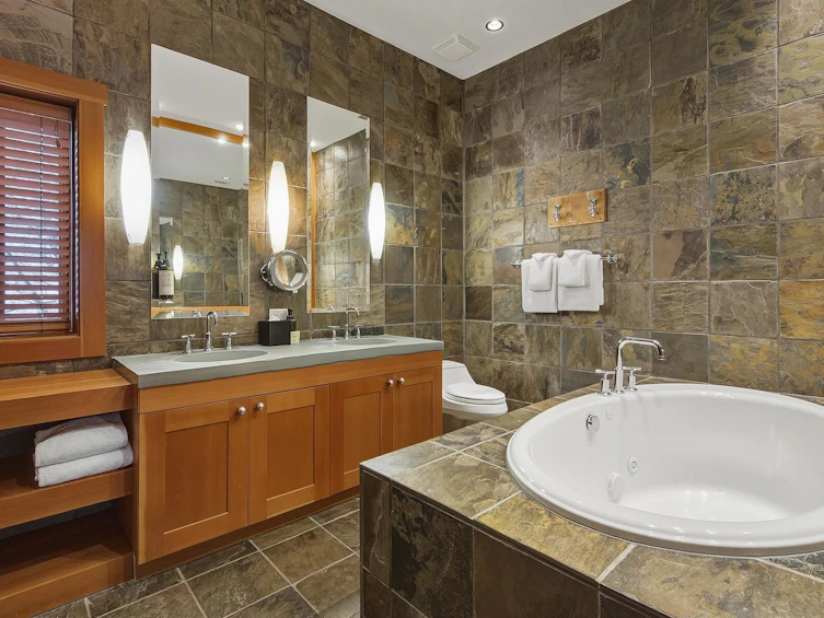 10J-2300 Nordic Drive, Whistler, BC, V8E 0A6 - 15