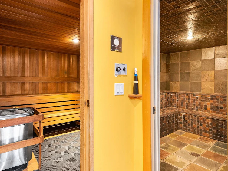 10J-2300 Nordic Drive, Whistler, BC, V8E 0A6 - 26