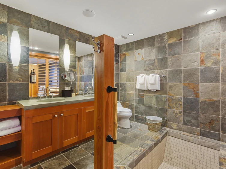 10J-2300 Nordic Drive, Whistler, BC, V8E 0A6 - 12