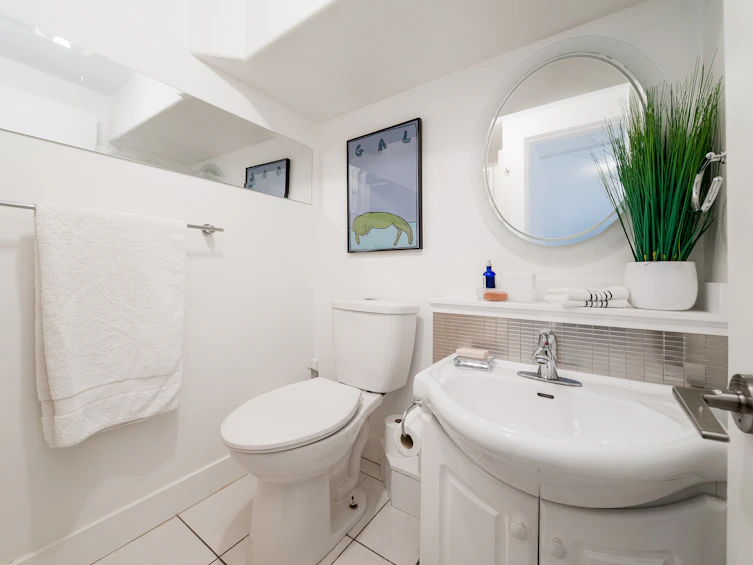 3985 Bayridge Avenue, West Vancouver, BC, V7V 3J6 - 22