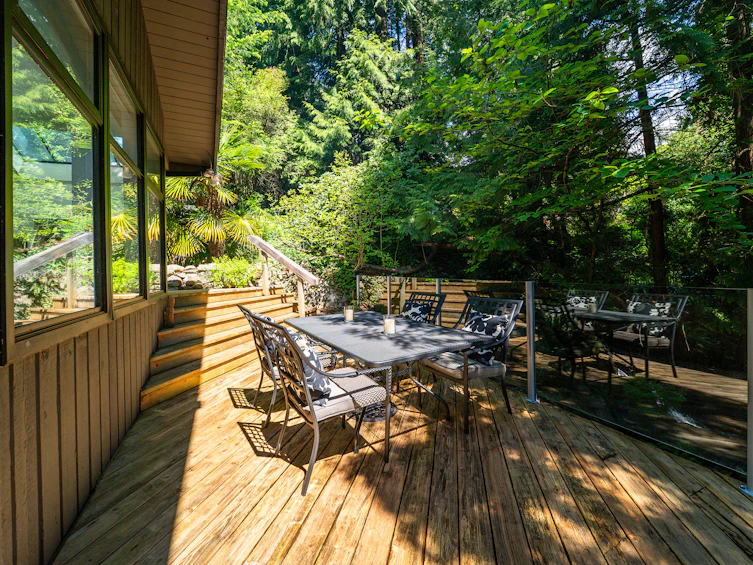 3985 Bayridge Avenue, West Vancouver, BC, V7V 3J6 - 26