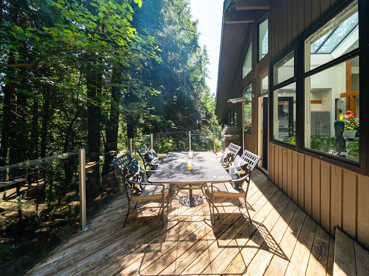 3985 Bayridge Avenue, West Vancouver, BC, V7V 3J6 - 25