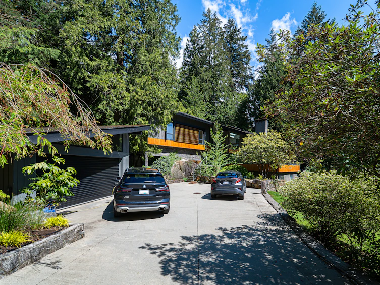 3985 Bayridge Avenue, West Vancouver, BC, V7V 3J6 - 2