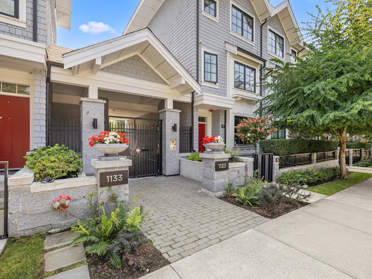 6-1133 Ridgewood Drive, North Vancouver, BC, V7R 0A4 - 27