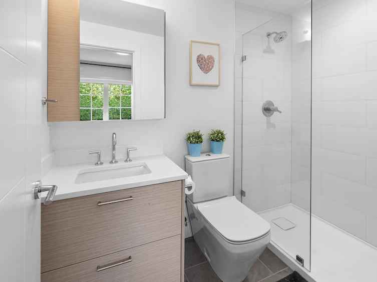 6-1133 Ridgewood Drive, North Vancouver, BC, V7R 0A4 - 12