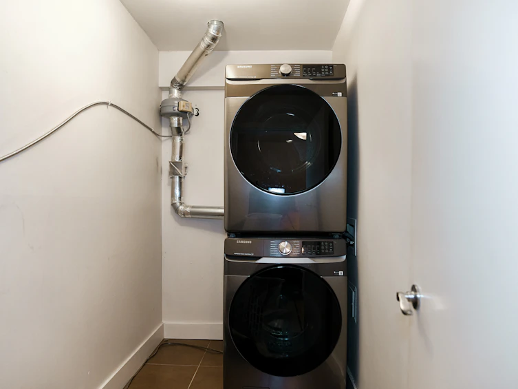 202-1188 Quebec Street, Vancouver, BC, V6A 4B3 - 23