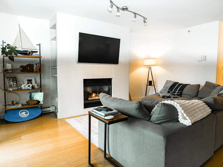 202-1188 Quebec Street, Vancouver, BC, V6A 4B3 - 8