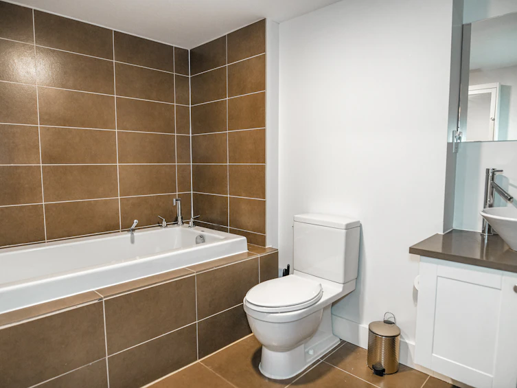 202-1188 Quebec Street, Vancouver, BC, V6A 4B3 - 14