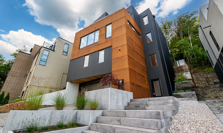 31 Armshore Drive