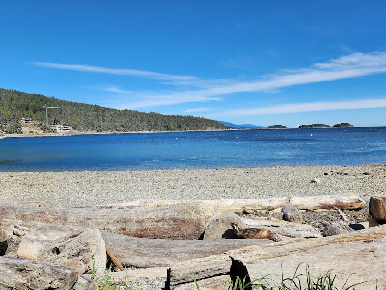 7659 Redrooffs Road, Halfmoon Bay, BC, V7Z 1C4 - 2