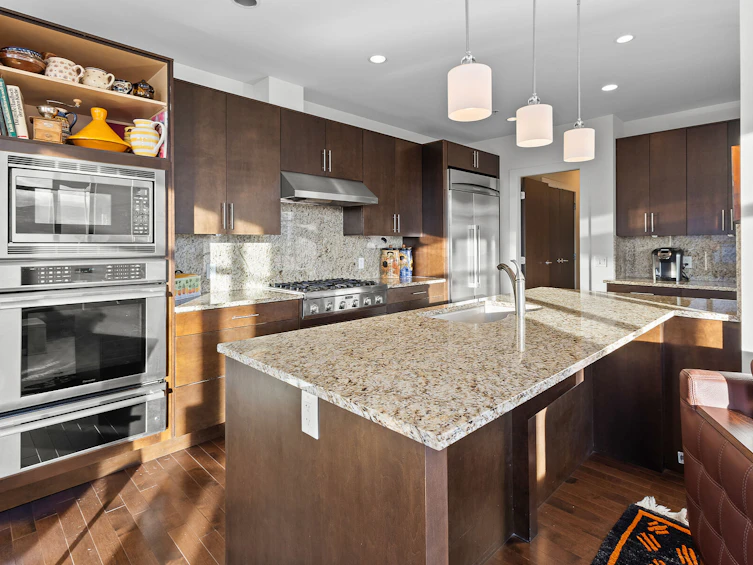 1202-1395 Ellis Street, Kelowna, BC, V1Y 1Z9 - 31