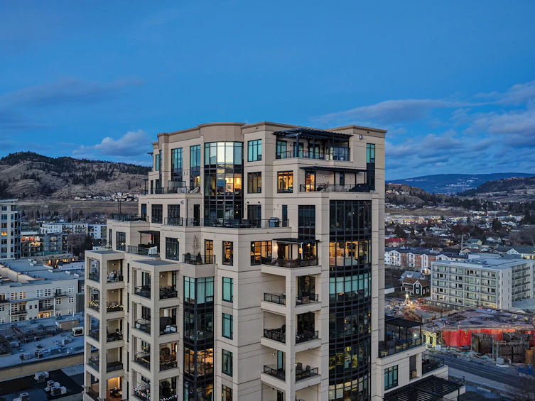 1202-1395 Ellis Street, Kelowna, BC, V1Y 1Z9