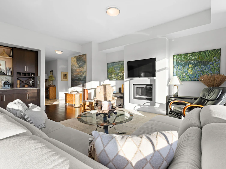 1202-1395 Ellis Street, Kelowna, BC, V1Y 1Z9 - 12