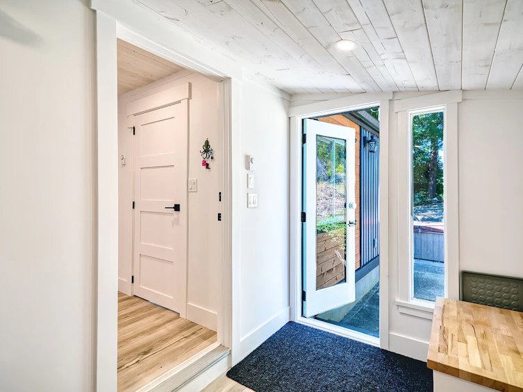 7949 Redrooffs Road, Halfmoon Bay, BC, V7Z 1C6 - 24