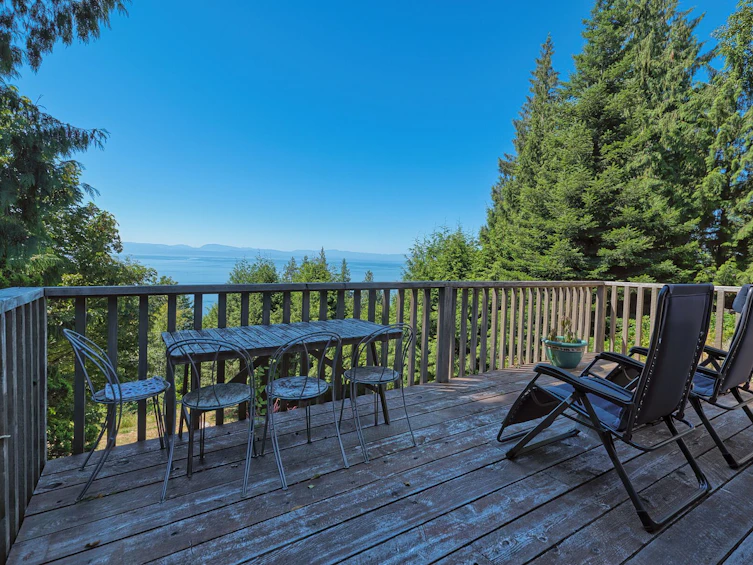 7949 Redrooffs Road, Halfmoon Bay, BC, V7Z 1C6 - 11
