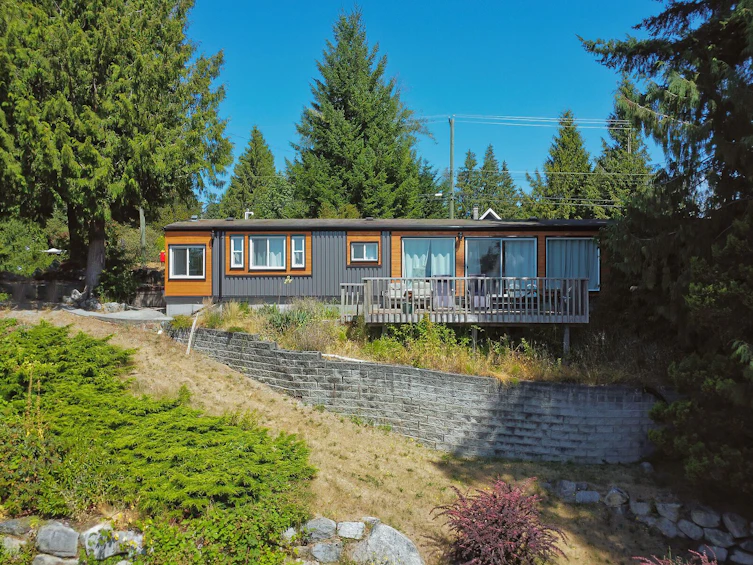 7949 Redrooffs Road, Halfmoon Bay, BC, V7Z 1C6 - 32