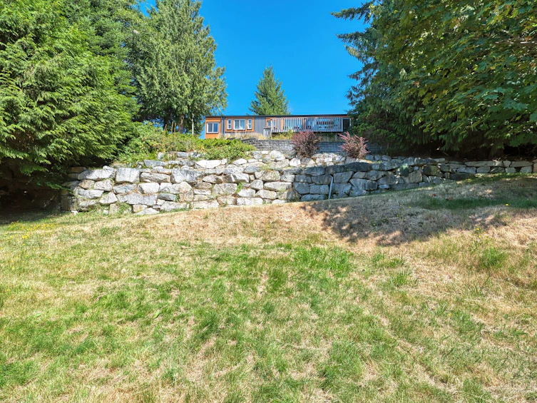 7949 Redrooffs Road, Halfmoon Bay, BC, V7Z 1C6 - 35