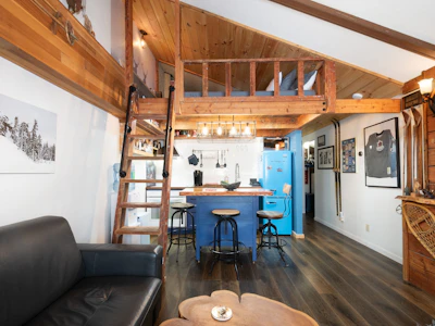 601B-21000 Enzian Way - 5