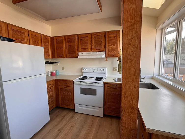 9-5753 Wharf Avenue, Sechelt, BC, V7Z 0H5 - 7