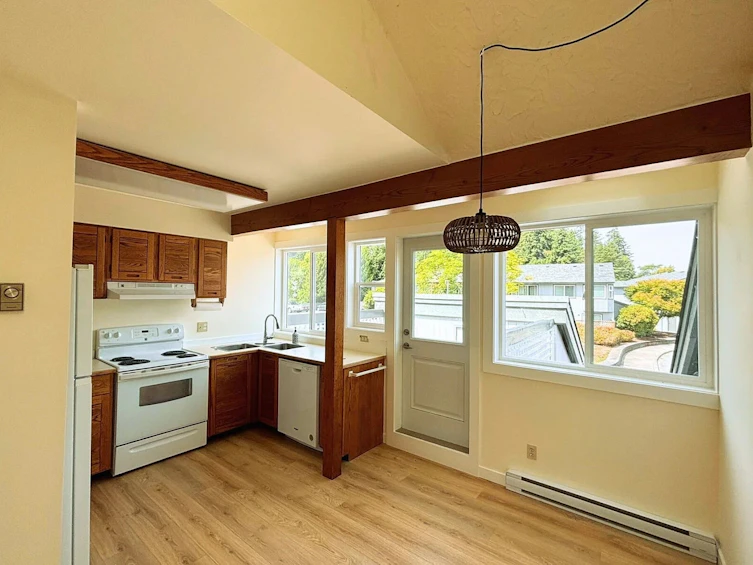 9-5753 Wharf Avenue, Sechelt, BC, V7Z 0H5 - 8