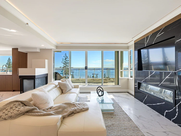 701-3105 Deer Ridge Drive, West Vancouver, BC, V7S 4W1