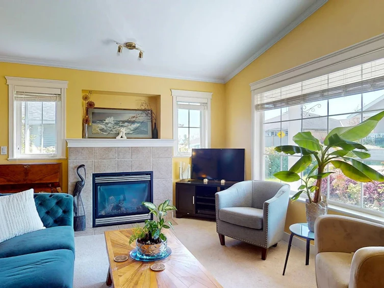 5722 Emily Way, Sechelt, BC, V7Z 0N5 - 2
