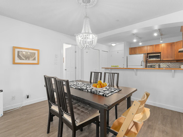 212-1432 Parkway Boulevard, Coquitlam, BC, V3E 3L9 - 8