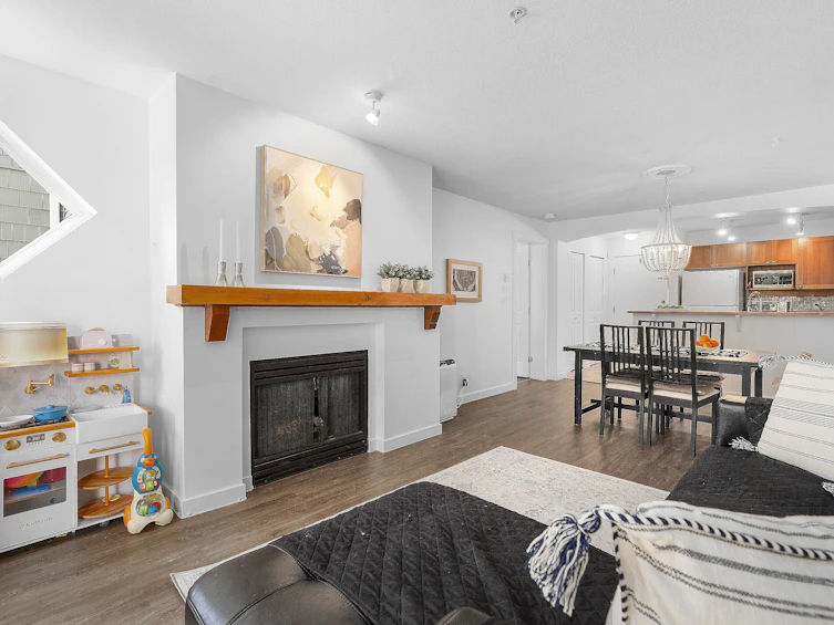212-1432 Parkway Boulevard, Coquitlam, BC, V3E 3L9 - 13