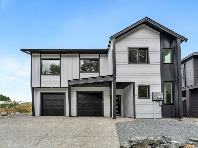219 Cowichan Lake Road, Lake Cowichan, BC, V0R 2G0