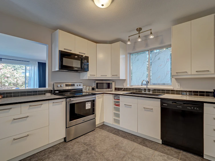 6557 Bjorn Place, Sechelt, BC, V7Z 0T4 - 15