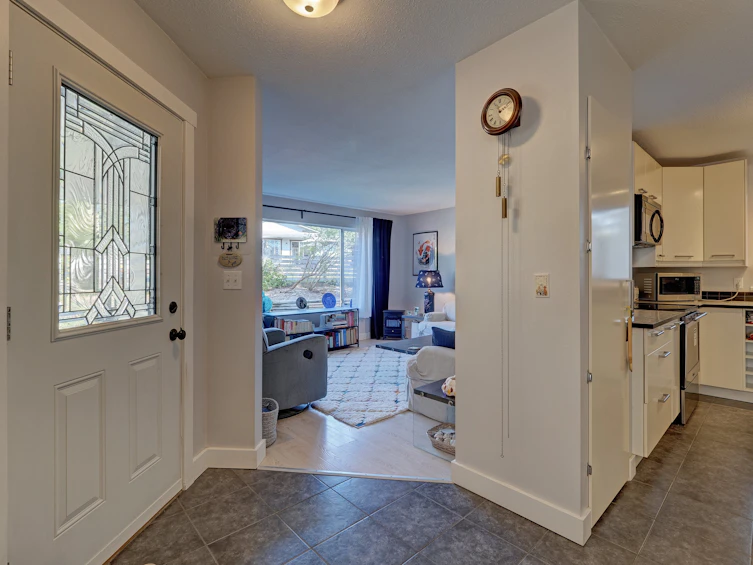 6557 Bjorn Place, Sechelt, BC, V7Z 0T4 - 7