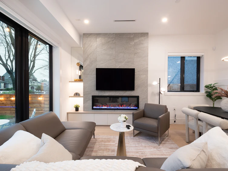 2493 Eton Street, Vancouver, BC, V5K 1J6 - 4