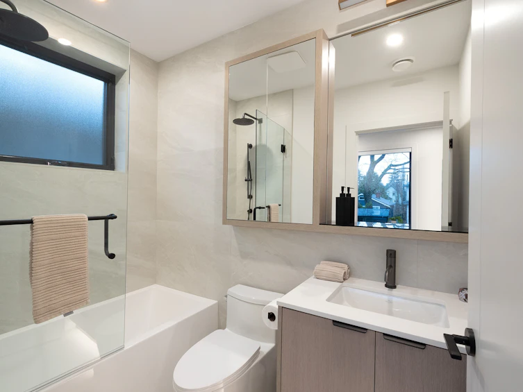 2493 Eton Street, Vancouver, BC, V5K 1J6 - 32