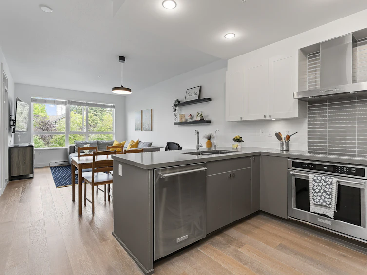 416-3399 Noel Drive, Burnaby, BC, V3J 0G8 - 3