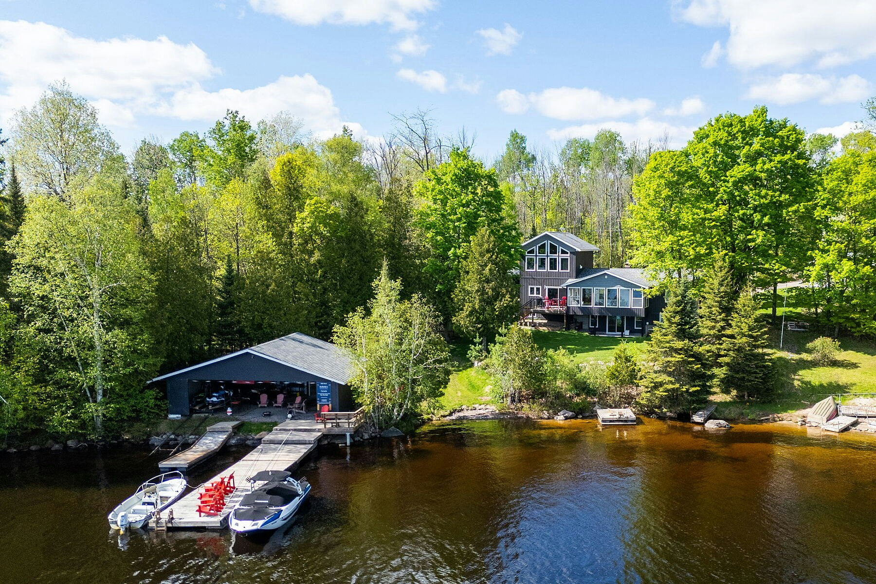 126 Chapman Drive SE, Magnetawan, ON, P0A 1P0