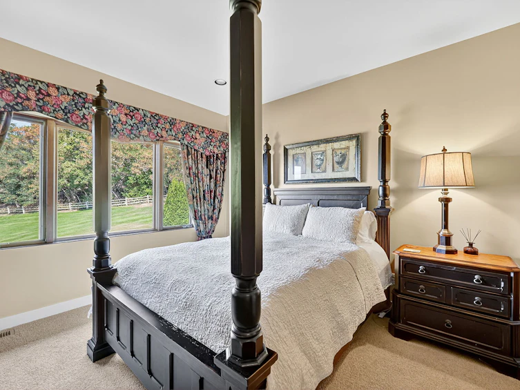 12056 W Okanagan Centre Road, Lake Country, BC, V4V 2H5 - 37