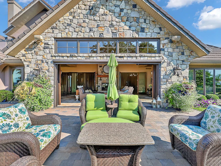 12056 W Okanagan Centre Road, Lake Country, BC, V4V 2H5 - 23